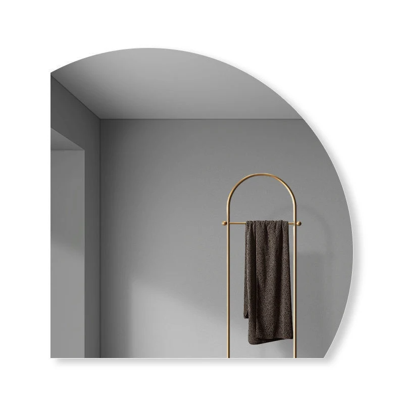 Luci a LED a forma irregolare Specchio da bagno intelligente Toilette Toilette Specchio luminoso da parete Specchio da toeletta per trucco