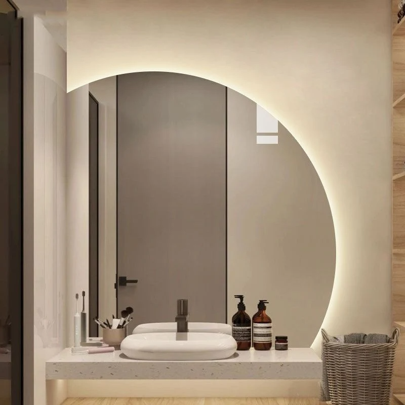 Luci a LED a forma irregolare Specchio da bagno intelligente Toilette Toilette Specchio luminoso da parete Specchio da toeletta per trucco