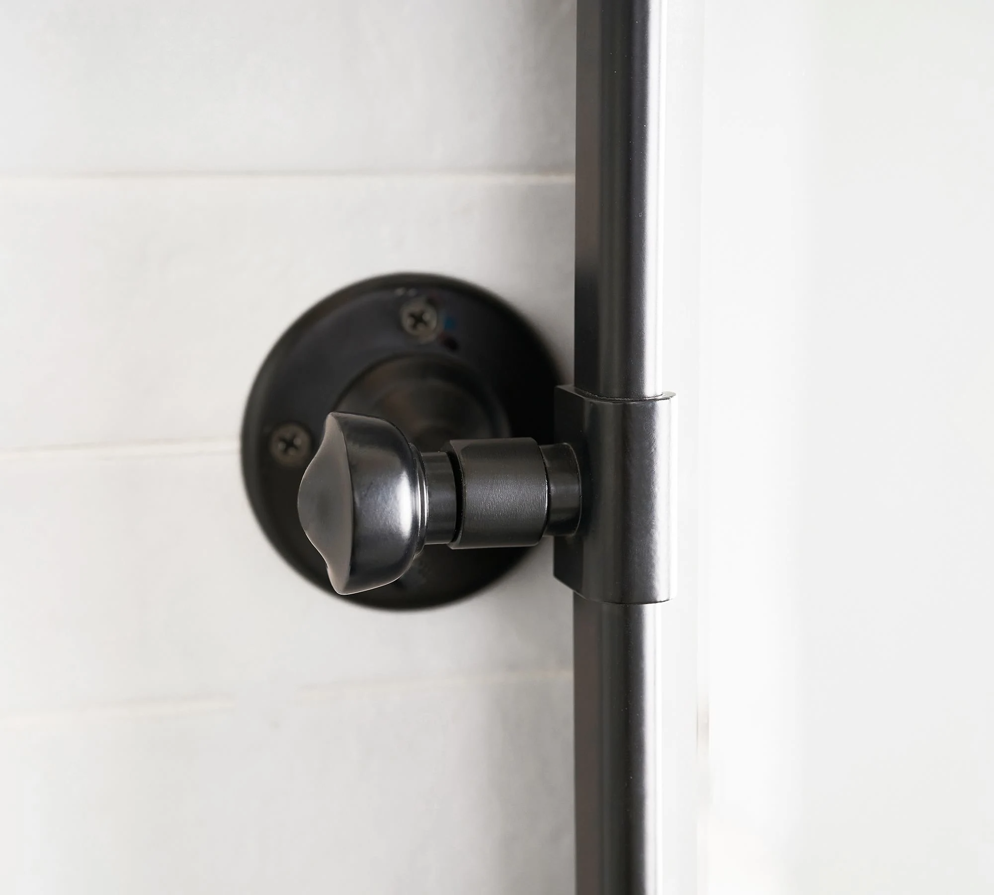 Tavolo da toeletta moderno economico Doppio specchio e doppio lavabo Mobile da bagno Vanità da bagno di lusso